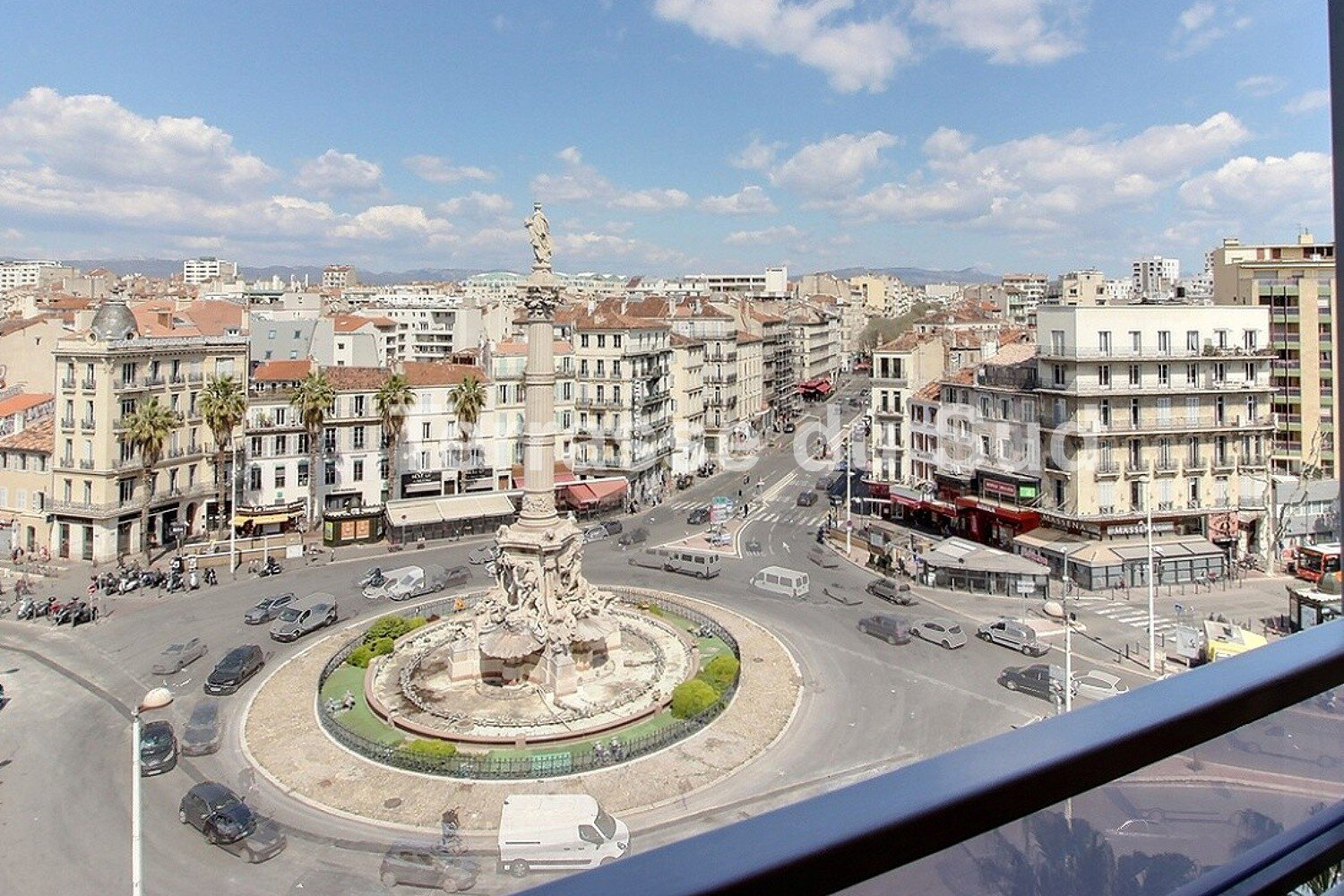 Vente Vente Appartement 5 Pieces De 160 M2 Avec Terrasse Et Cave A Castellane Marseille 6 Terrasse Du Sud